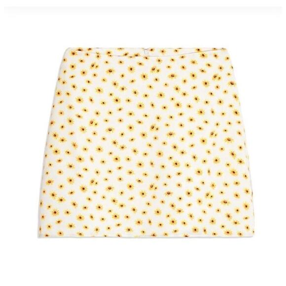 WeWoreWhat Mini Slip Skirt "Ditsy Daisies" Ditsy floral Fairycore Festival - Picture 3 of 9